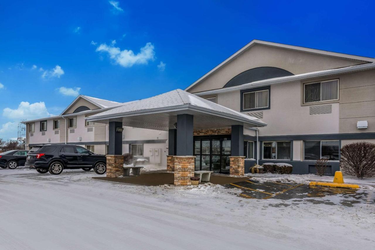 Mainstay Suites Joliet I-80 Bagian luar foto